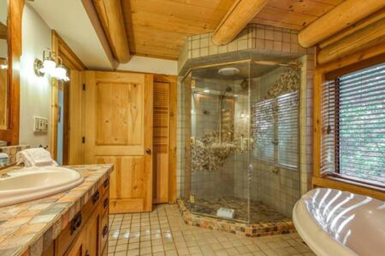 Eagles Nest - Natural Log Cabin With Guest House Idyllwild Ngoại thất bức ảnh