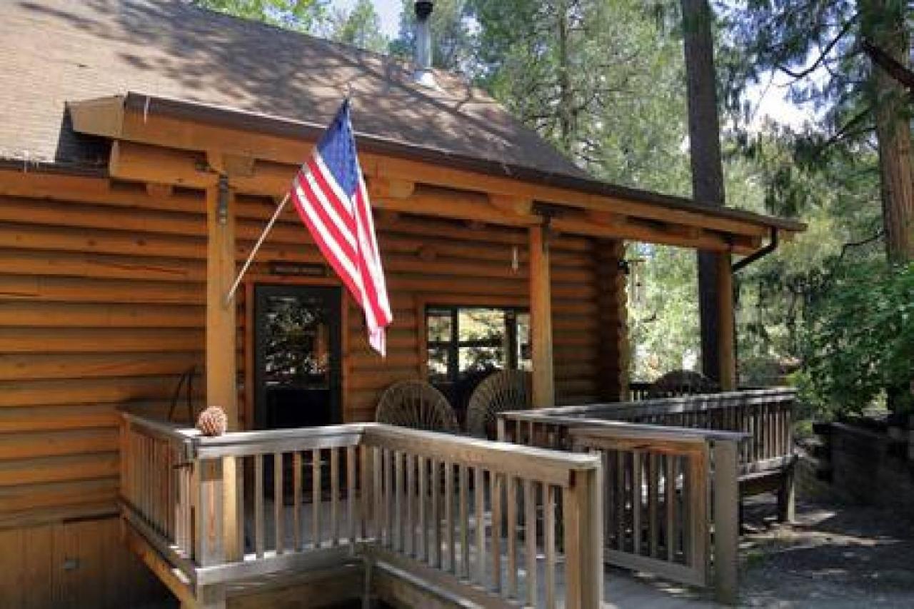 Eagles Nest - Natural Log Cabin With Guest House Idyllwild Ngoại thất bức ảnh